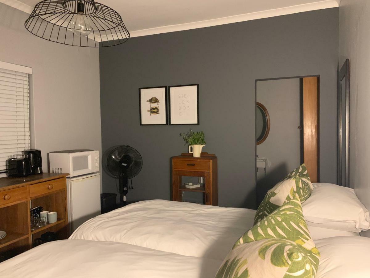 Olive Tree Private Rooms In Stellenbosch- No Load Shedding Exterior foto